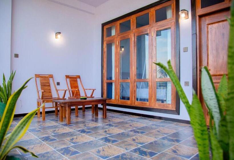 Номер Стандарт Вид на Озеро, My Resort Yala