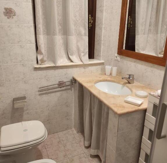 Quarto Familiar, Affittacamere Il Picchio