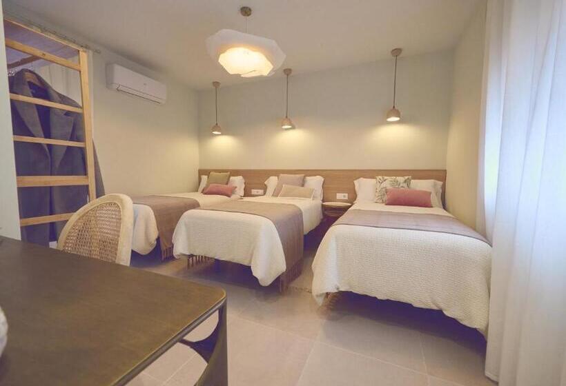 Номер Стандарт Трехместный, Hostal Casa Maria