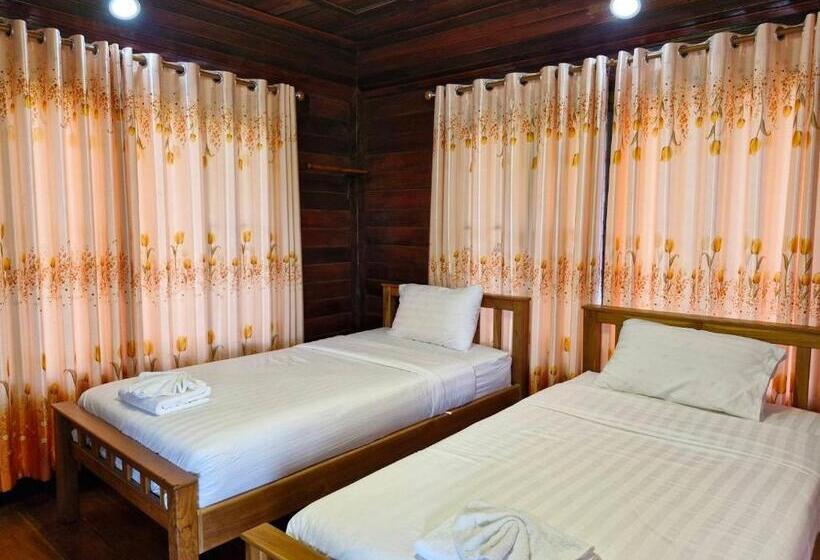 Номер Стандарт, Yungthong Baan Suan Resort
