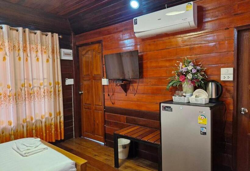 Номер Стандарт, Yungthong Baan Suan Resort