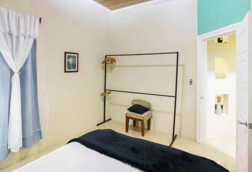 스탠다드 룸, Root Wellness Arenal