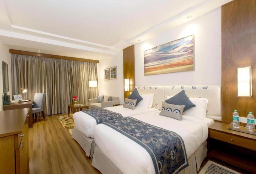 스탠다드 룸 킹사이즈 침대, The Ananda Kufri, Shimla