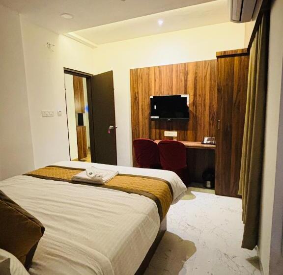 Quarto Triplo Deluxe, Airport Hotel Relax Inn