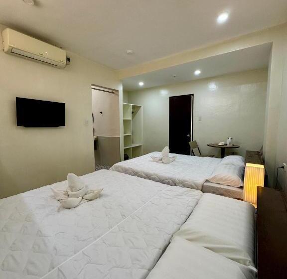 اتاق استاندارد چهار تخته, Florencia S Inn