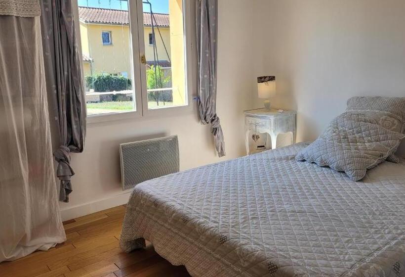 Standard room with outdoor bath, Alix Au Pays Des Pierres Dorées