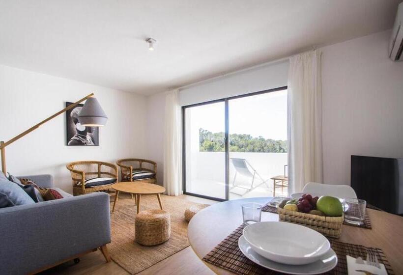 اتاق استاندارد با بالکن و چشم‌انداز دریا, Victoria Sunset Suites