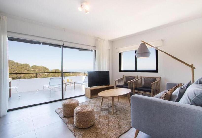 اتاق سه نفره سوپریور با چشم‌انداز دریا, Victoria Sunset Suites