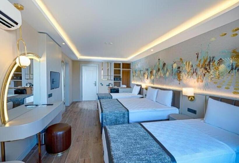 اتاق استاندارد سه تخته با بالکن, Seaphoria Beach Hotel & Spa   By Mir Amor Ultra All Inclusive