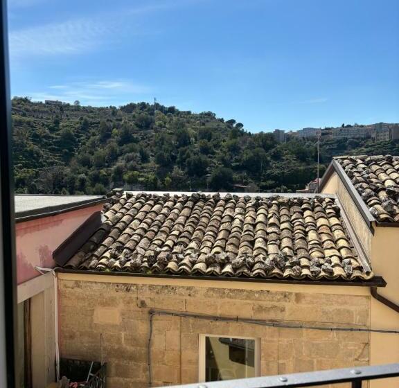 اتاق استاندارد, L  Antico Borgo Ibla