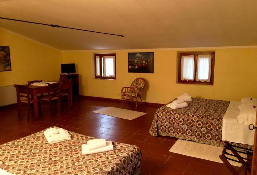 Четырехместный Номер Стандарт, B&b 8380