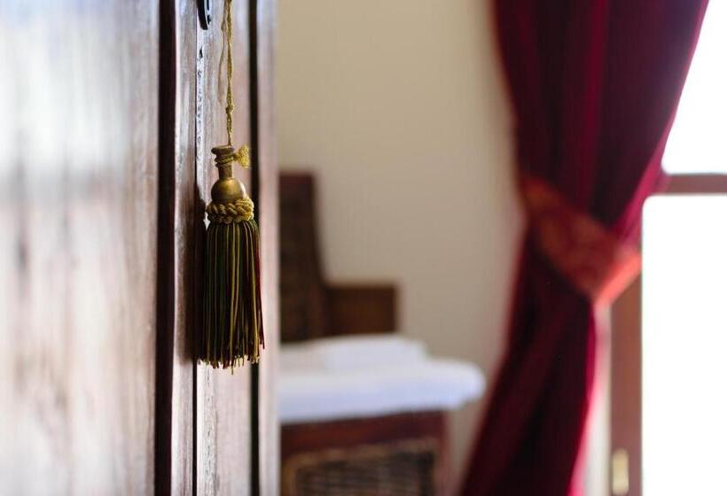 חדר סטנדרט לארבעה, B&b Muro Torto Lucera