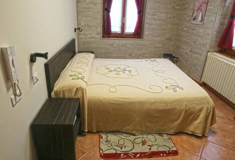 Номер Стандарт Вид на Горы, Albergo Gusmeroli