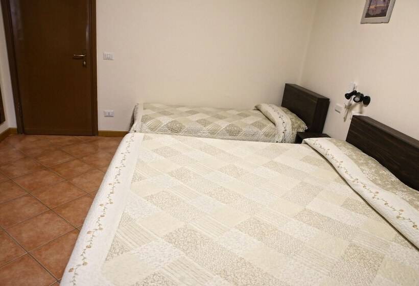 Номер Стандарт Трехместный, Albergo Gusmeroli