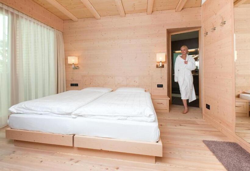اتاق استاندارد یک نفره, Cavallino