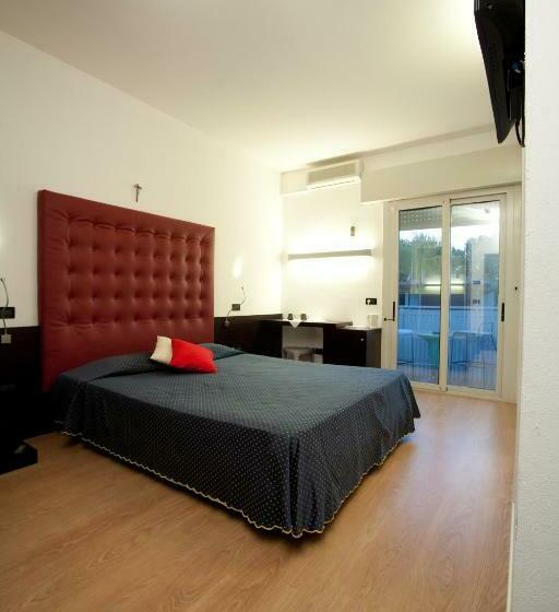 Полулюкс, Nice Hotel Bibione