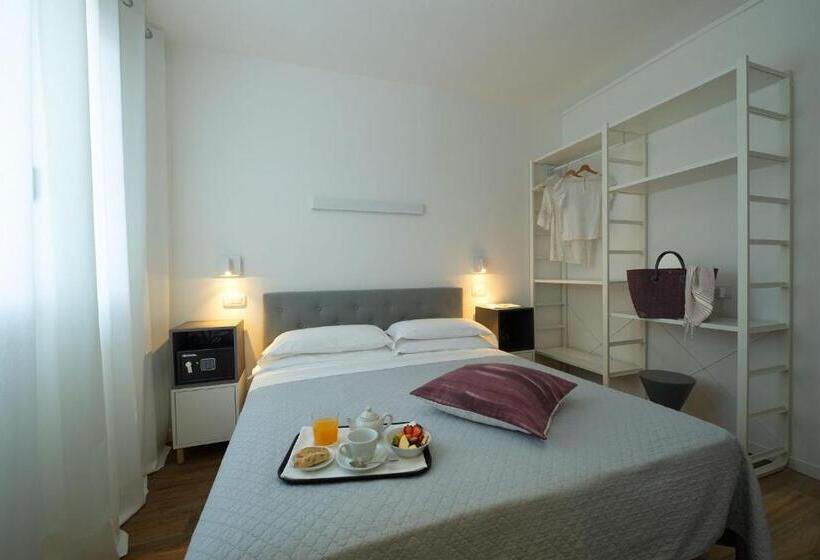 经济房, Nice Hotel Bibione