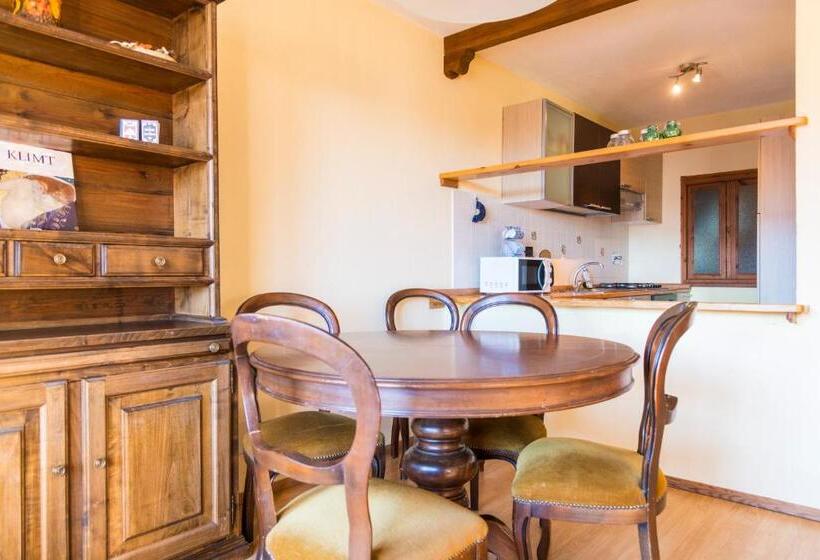 발코니가 있는 2 베드룸 아파트, La Placette   Albergo Diffuso E Trattoria