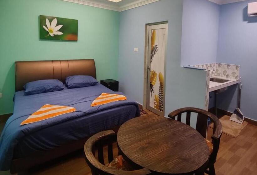 Номер Superior, Capital O 90949 Pelangi Beach Resort Mersing