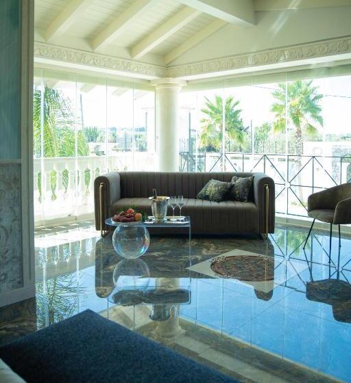 חדר דחוקס עם מיטת קינג, Thalos Boutique Home