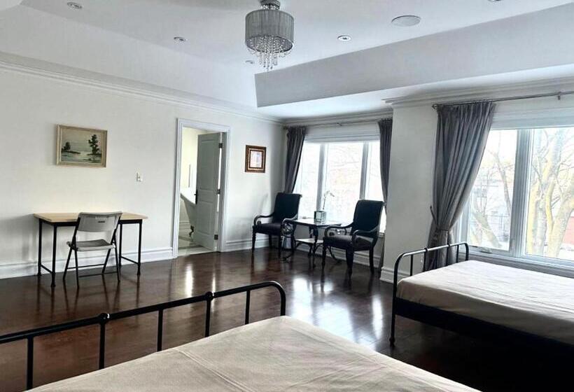 4인용 스탠다드 룸, Beautiful House Near North York Center