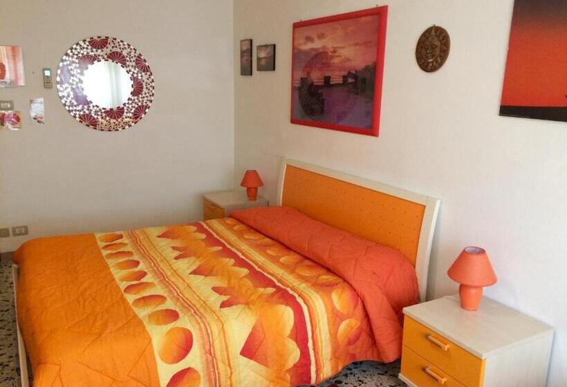 חדר סטנדרט לשלושה, Catalan Room S
