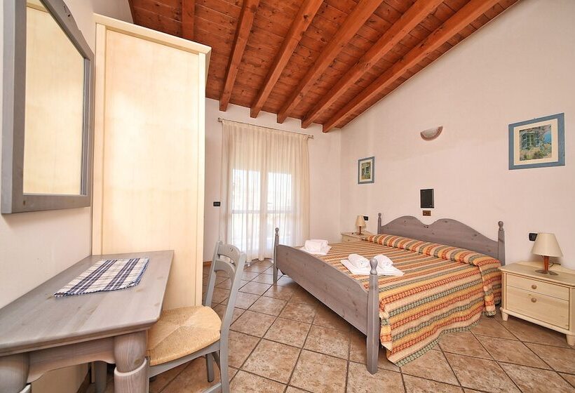 2 Bedroom Family Apartment, Residence Casa Gardola, Gtsgroup