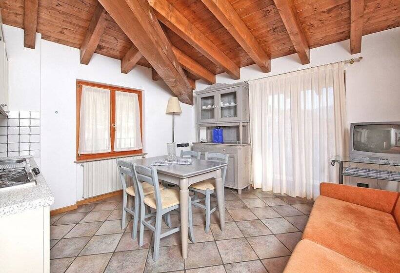 آپارتمان خانوادگی 2 خوابه, Residence Casa Gardola, Gtsgroup