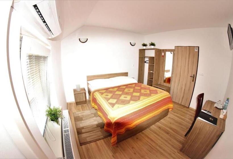 Номер Economy, Vinarsky Dom