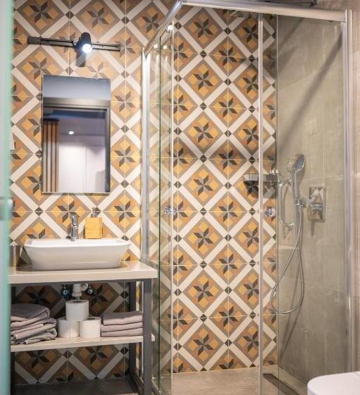 اتاق استاندارد سه نفره, London B&b