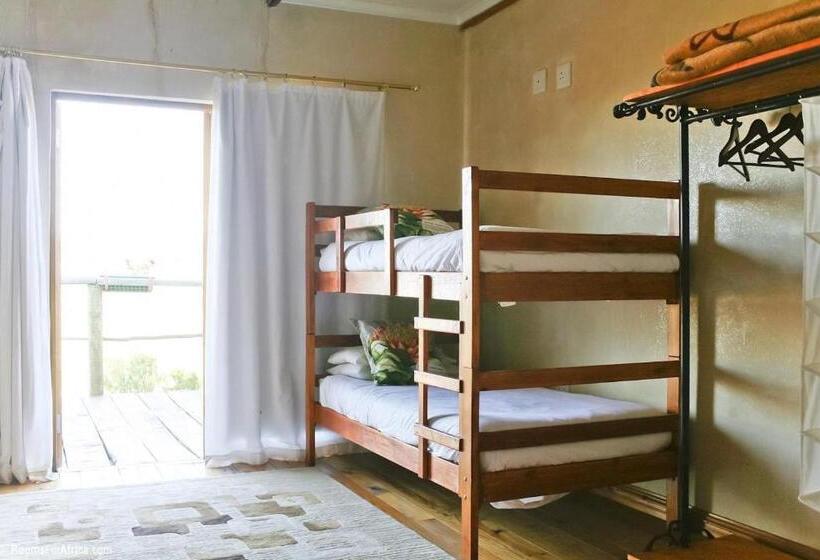 Семейный Номер, Le Petit Karoo Ranch