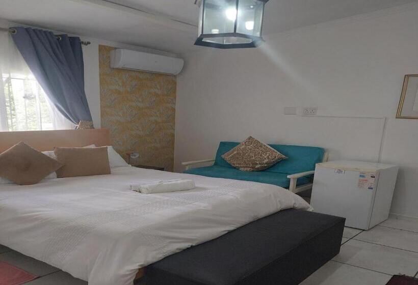 컴포트 룸, Muco Guest House