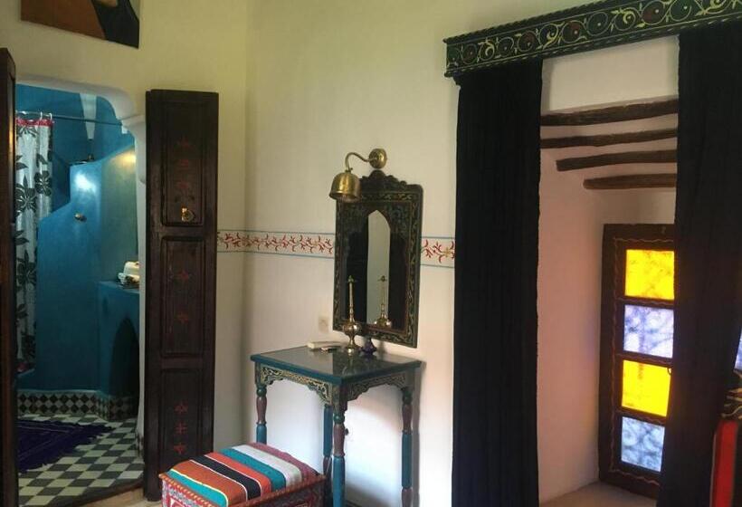 سوییت خانوادگی, Riad Blue Berber