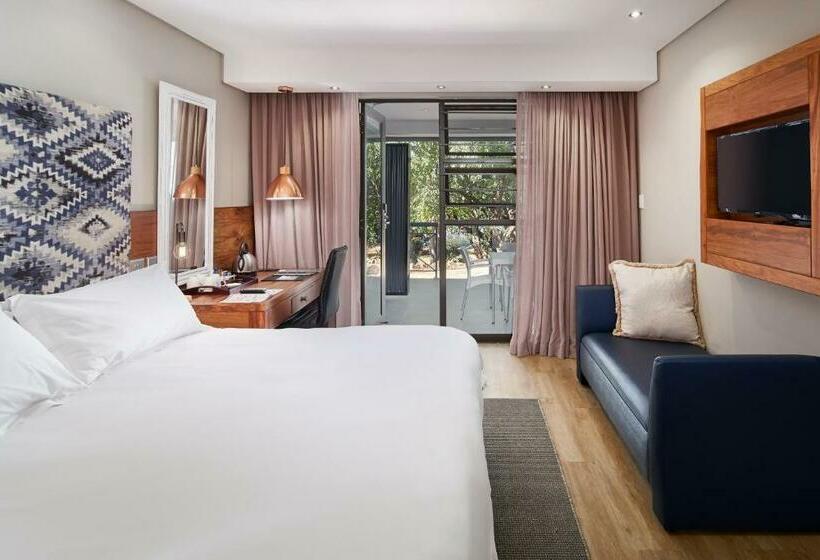 Семейный Номер, Anew Resort Hunters Rest Rustenburg