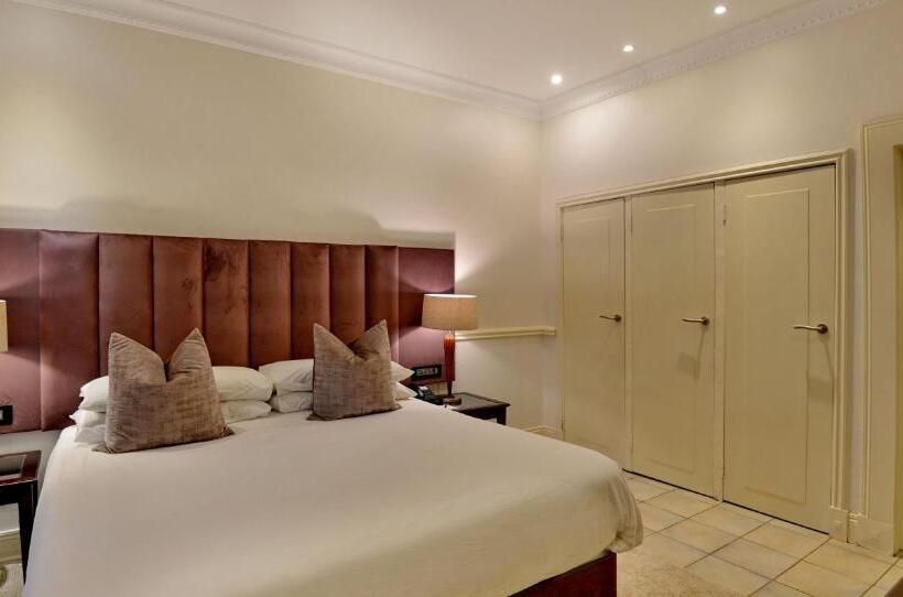 Президентский Люкс, Anew Resort Hunters Rest Rustenburg