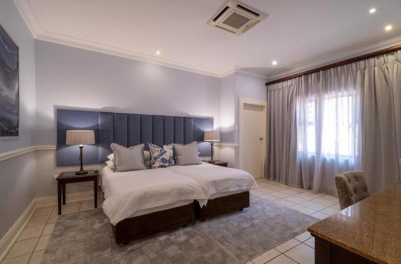 Президентский Люкс, Anew Resort Hunters Rest Rustenburg