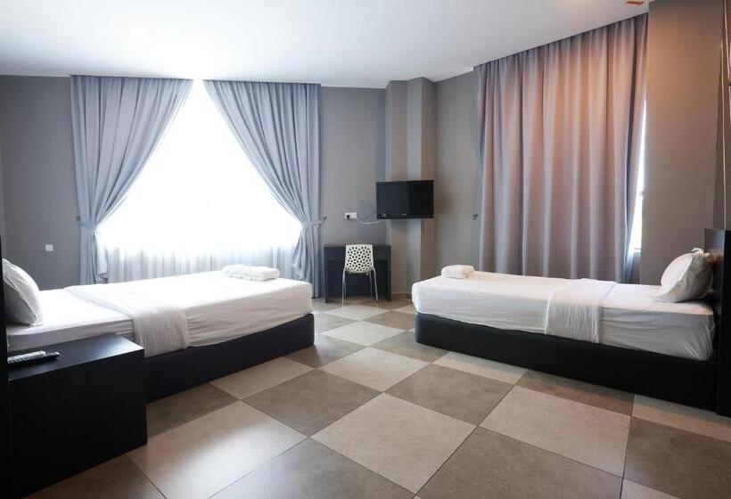 Семейный Номер Superior, Elite Hotel Muar
