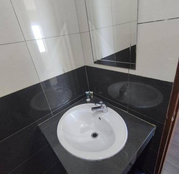 اتاق استاندارد با تخت بزرگ, Marine Bay