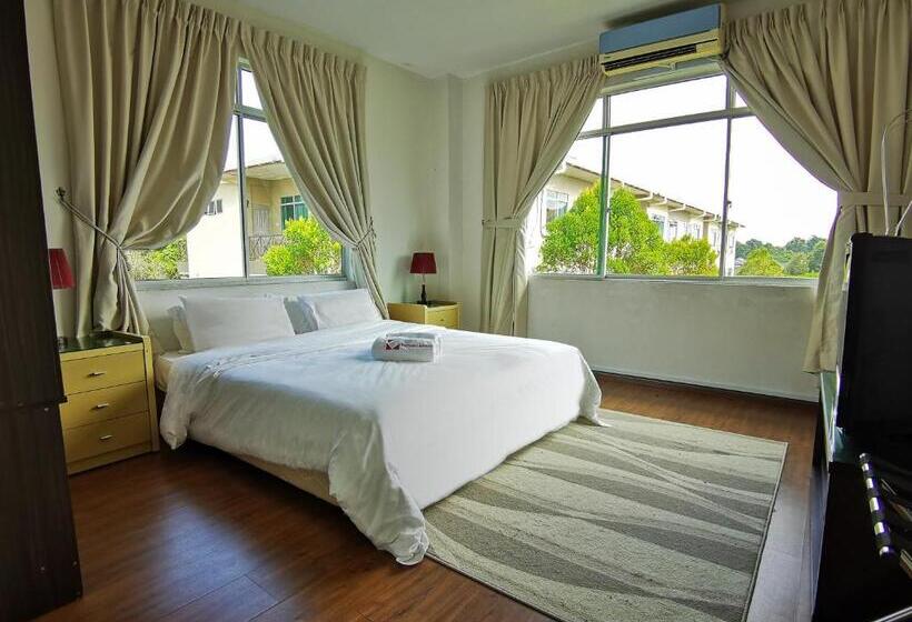 Номер Deluxe Кровать Кинг, Natol Homestay   Kuching