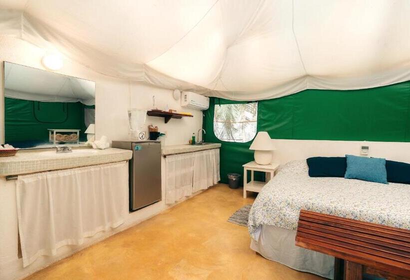 Tenda Superior, Junto Al Rio Bungalows & Suites