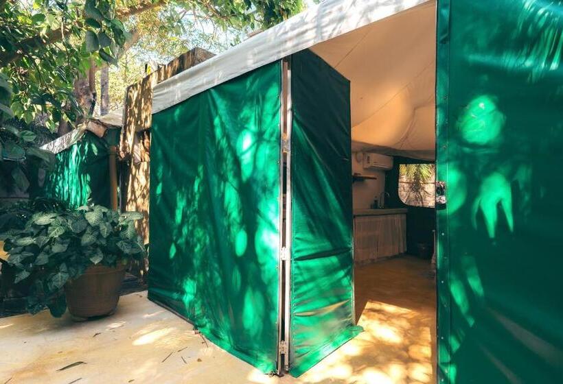 Tenda Superior, Junto Al Rio Bungalows & Suites
