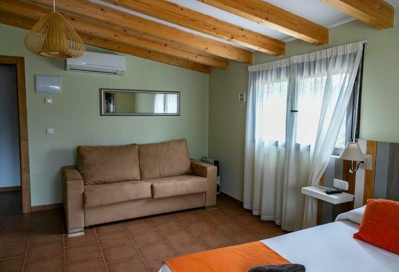 Номер Стандарт, Rural Rancho Montalvo