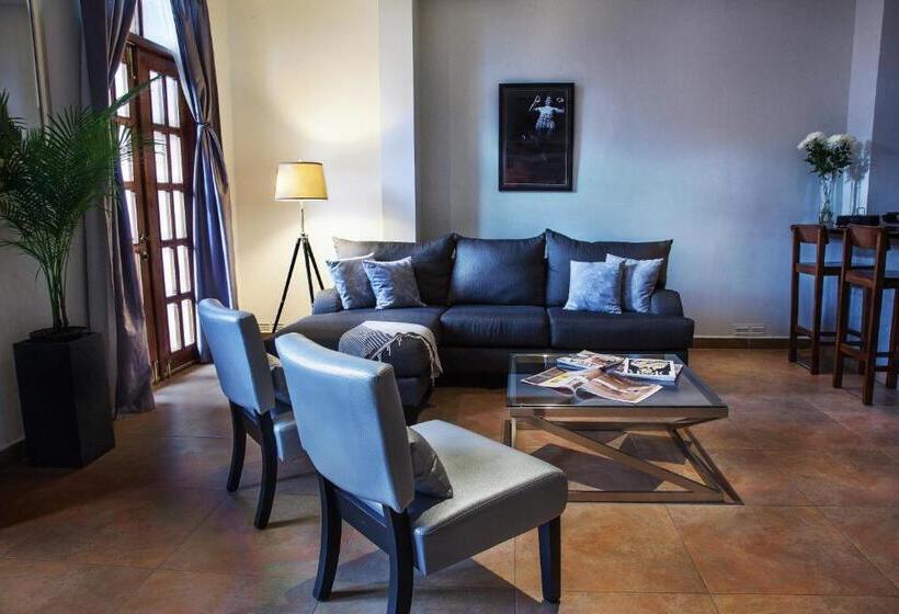 جناح, La Isabela Suites