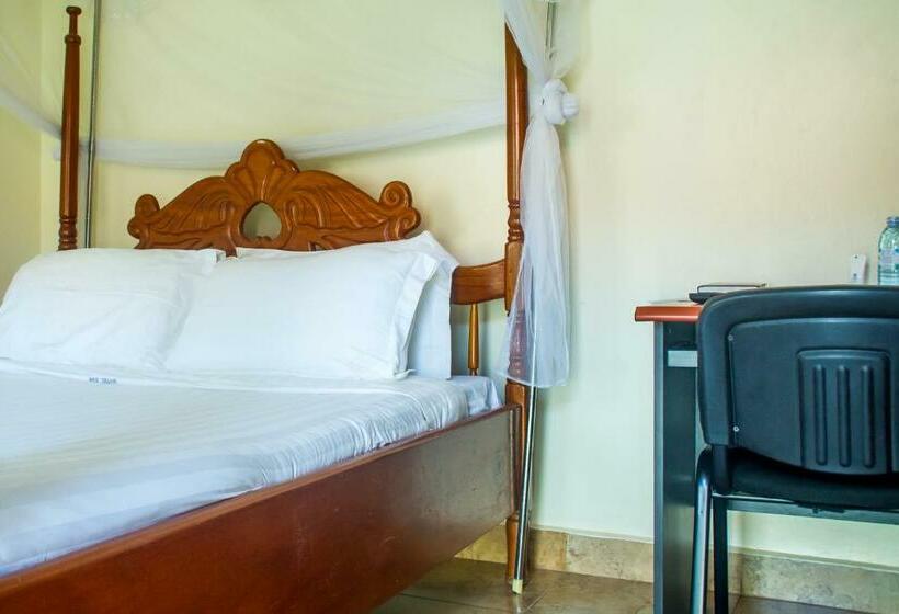 اتاق لوکس, Sandton Hotel Kasese