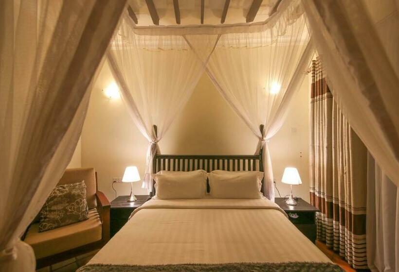 اتاق لوکس, Victoria Forest Resort