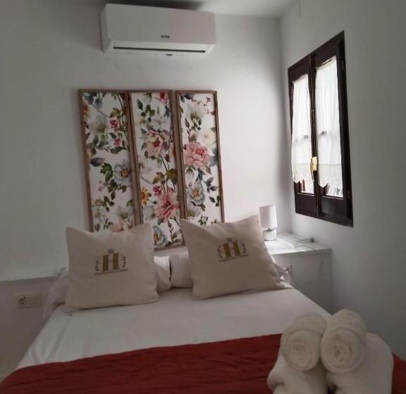 اتاق لوکس, Hostel Mayflowers