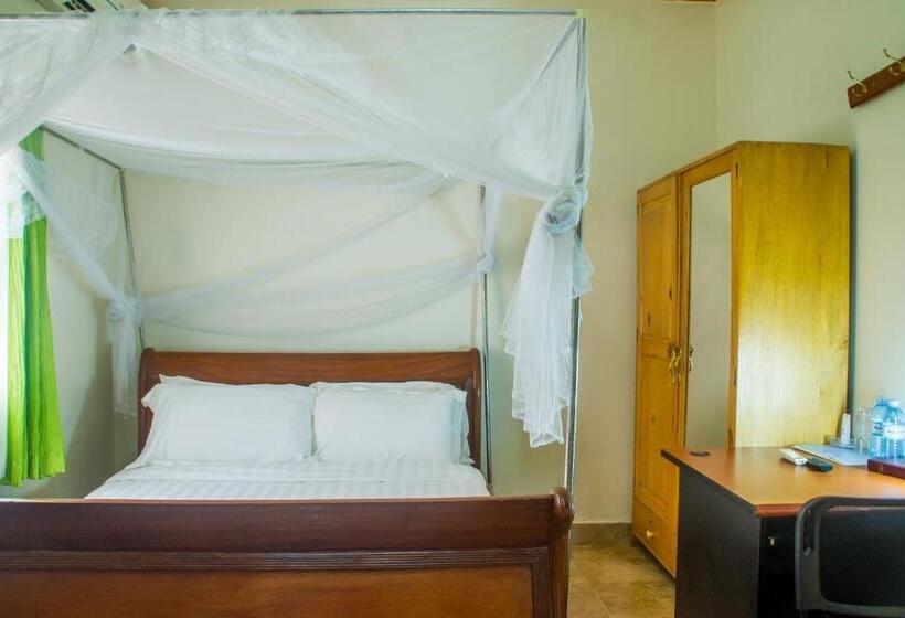 اتاق لوکس, Sandton Hotel Kasese