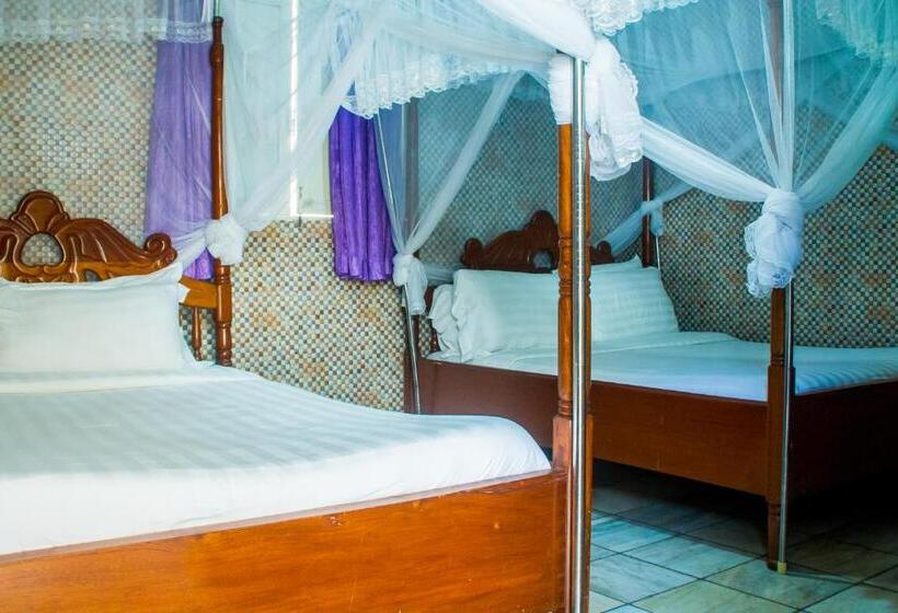 اتاق لوکس, Sandton Hotel Kasese