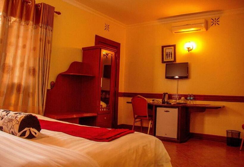 Президентский Люкс, The Charity Hotel International