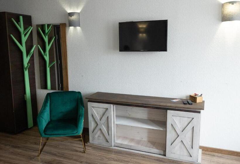 جناح جونيور مطل على الجبل, Villa Blanc